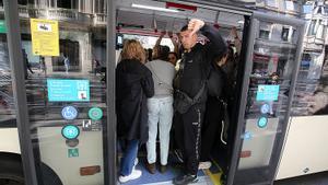 Huelga de conductores de autobuses o de trabajadores TMB.jpg