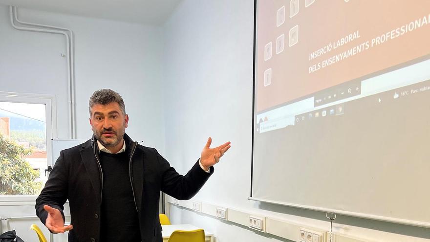 Dani Mauriz, director de l'Escola Montserrat, presenta les dades de l'estudi