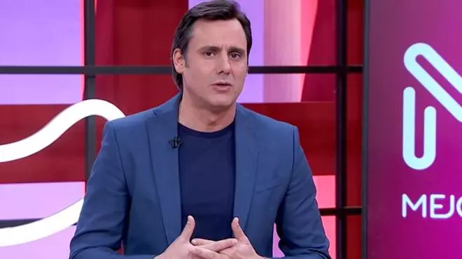 ¿Quien es Ion Aramendi, el presentador del debate de Supervivientes 2022?