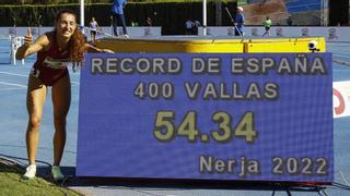 Sara Gallego fulmina el récord de España de 400 metros vallas