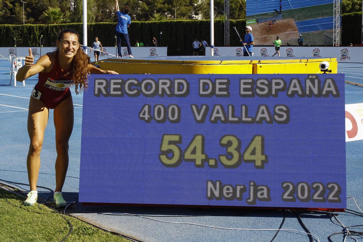 Sara Gallego, nuevo récord de España de 400 metros vallas.