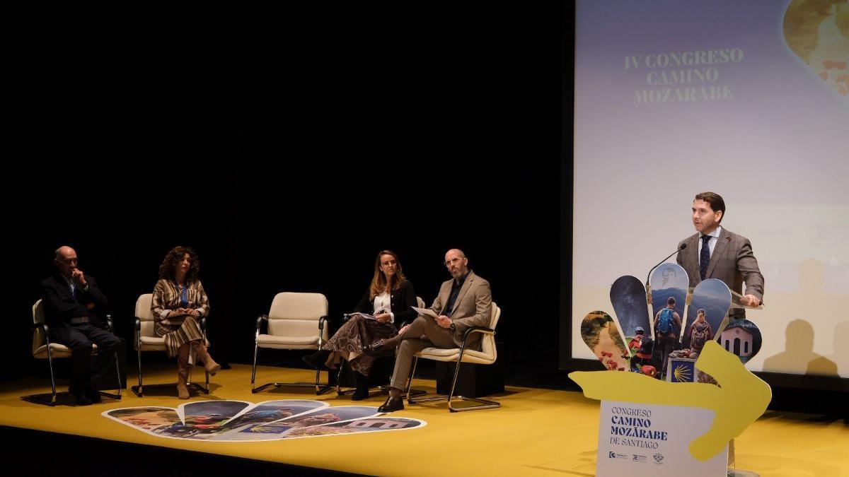 Inauguración del Congreso sobre el Camino Mozárabe de Santiago celebrado en Cabra.