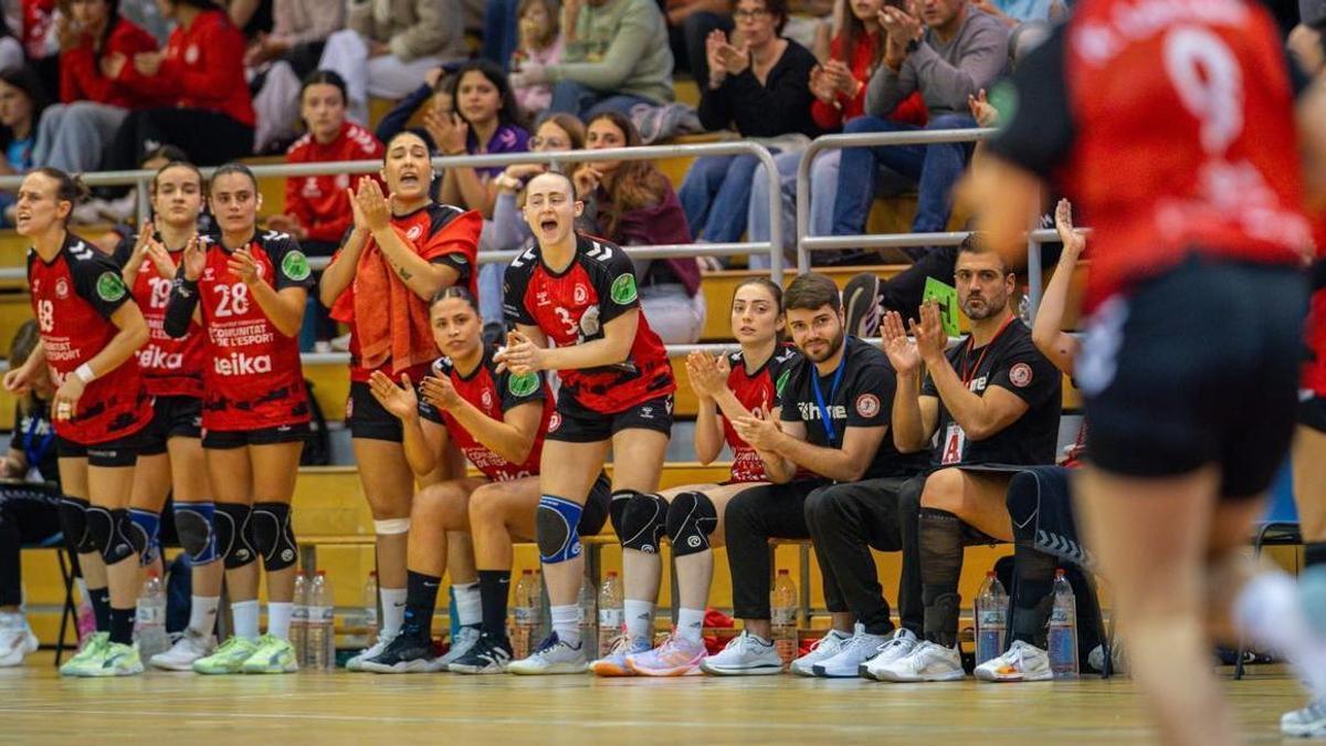 Así afronta el BM Morvedre la fase de permanencia en la Liga Guerreras ...