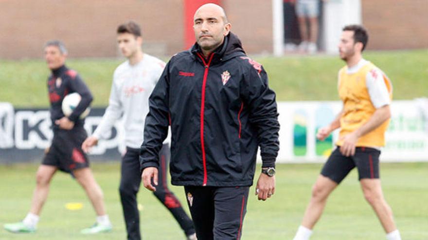 Abelardo cita a todos los disponibles para el partido ante el Celta