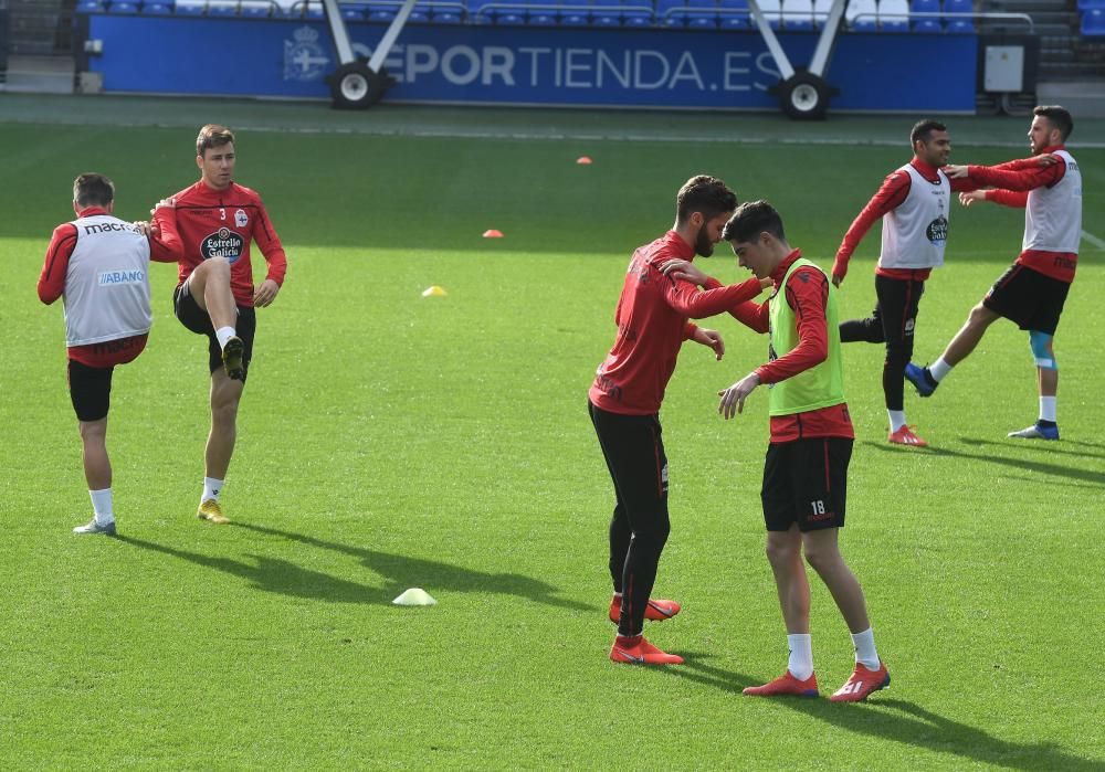 El Dépor entrena en Riazor a puerta cerrada