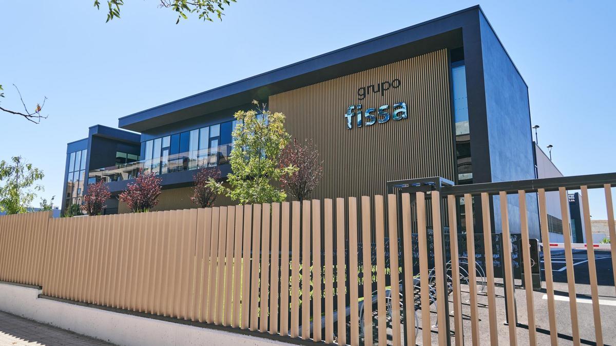 Imagen de las nuevas instalaciones del Grupo FISSA, con sus servicios centrales, inauguradas en Casa Plata (Cáceres).