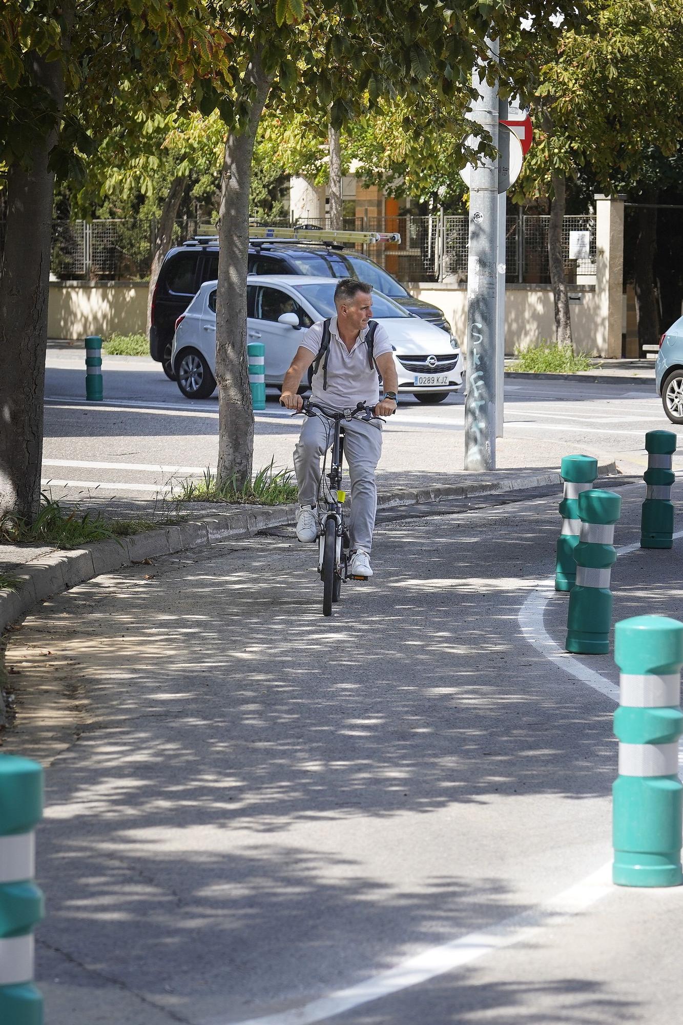 El carril bici de l’avinguda Lluís Pericot i com intentar solucionar obstacles pel camí