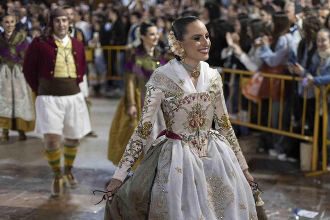 Así ha sido la Dansà de les Falles en su versión adulta