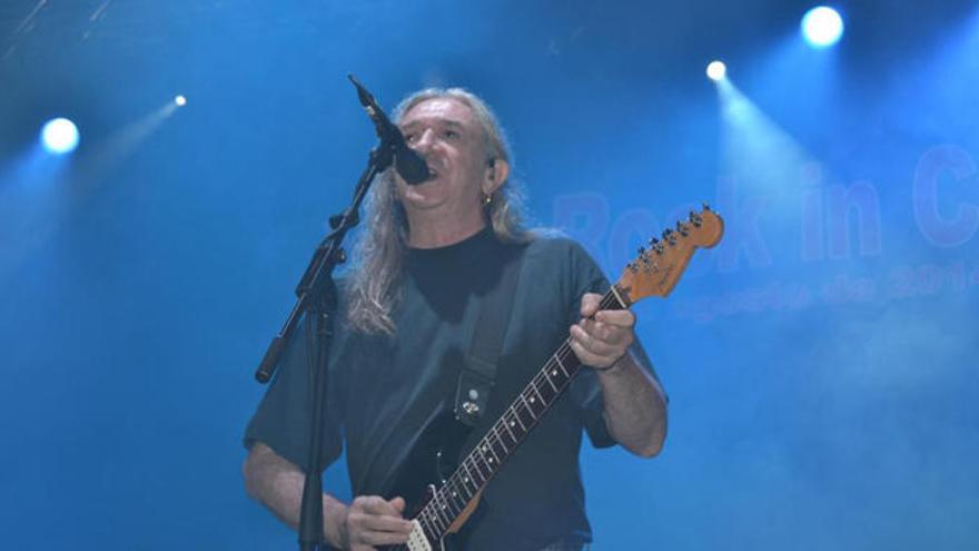 Rosendo, en el Rock in Cambre de 2014.