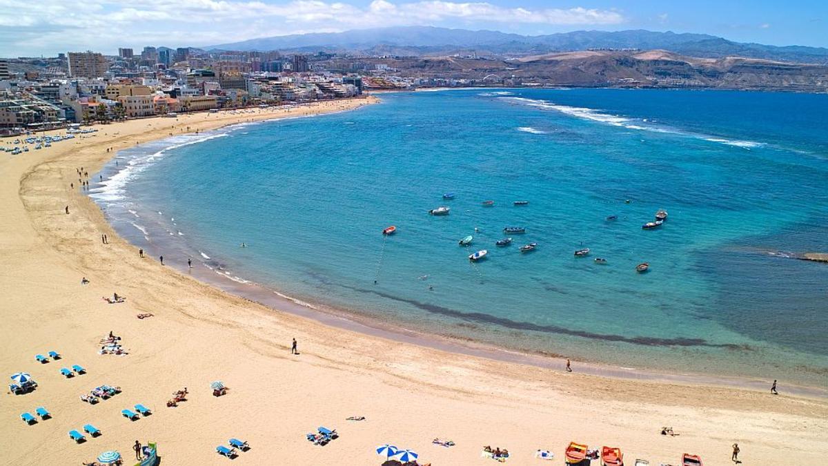 BANDERA AZUL CANARIAS 2023: La playa de Las Canteras pierde la bandera azul  y la recupera Maspalomas