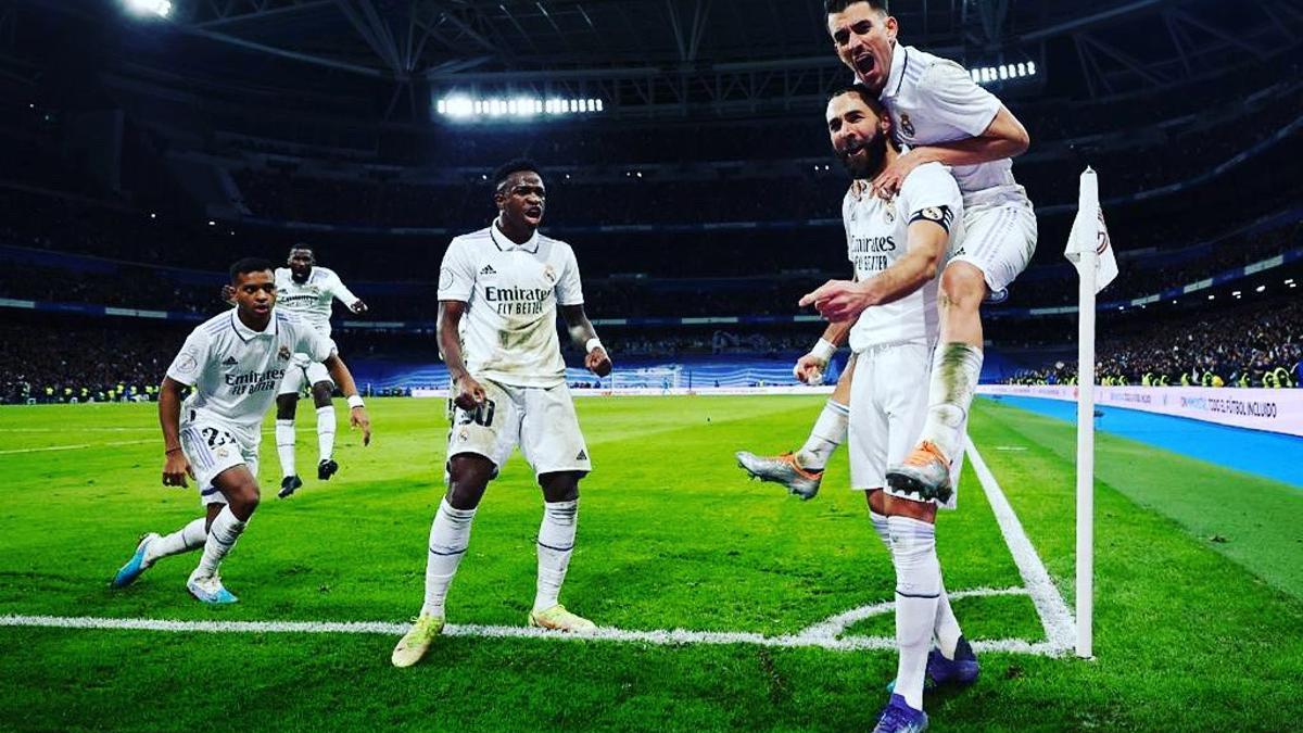 Ceballos celebrando un gol ante el Atlético