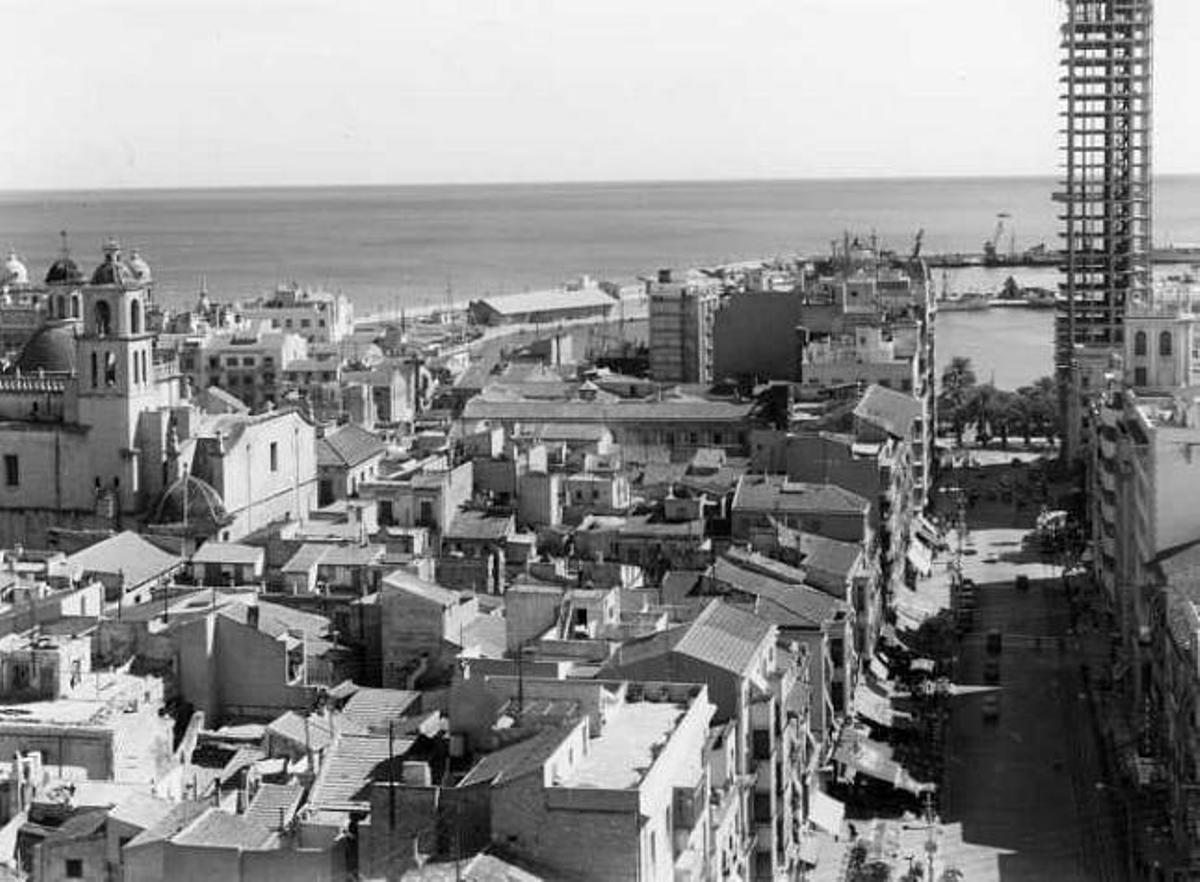 Manuel Iborra recrea en el cine la historia de la Rambla de Alicante