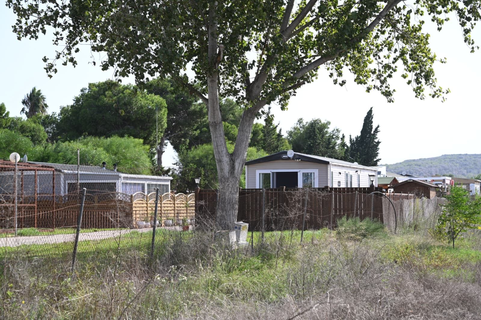 Camping de "mobil homes" en suelo no urbanizable e inundable de Guardamar