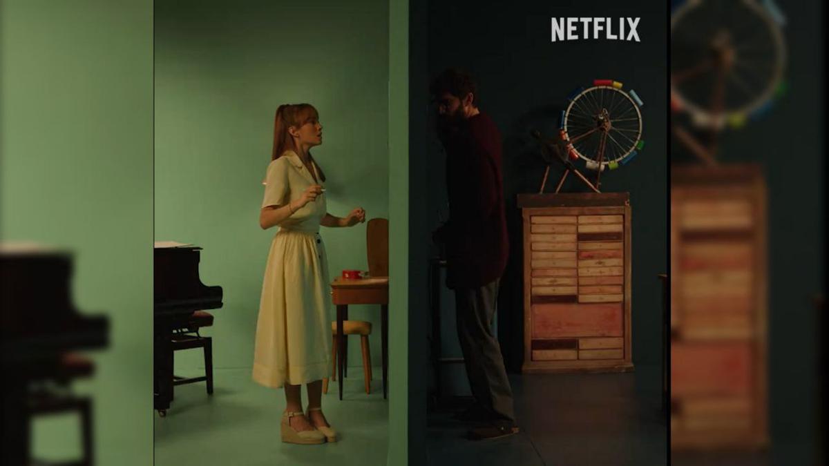 Fotograma del tráiler de la serie 'Pared con pared', protagonizada por Aitana y Fernando Guallar y producida por Netflix