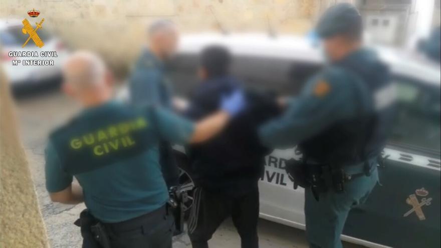 Video || Detención de los presuntos autores de once robos en Torrecilla de los Ángeles