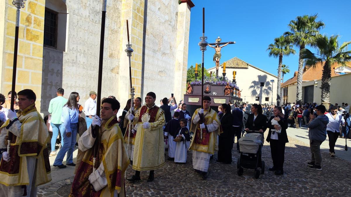 Salida procesional del Cristo de la Agonía en Palma del Río.