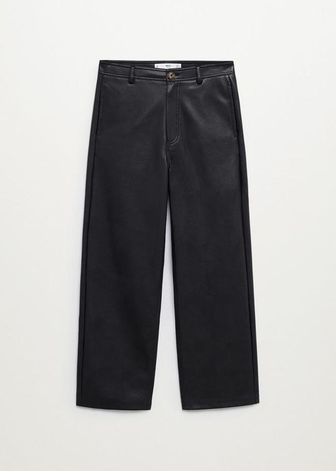 Pantalón 'culotte' de piel, de Mango