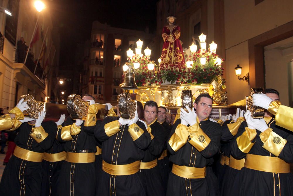 El primer trono mixto de Cartagena marca la procesión del Prendimiento