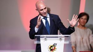 Condena unánime del Parlamento Europeo al beso de Luis Rubiales a Jenni Hermoso