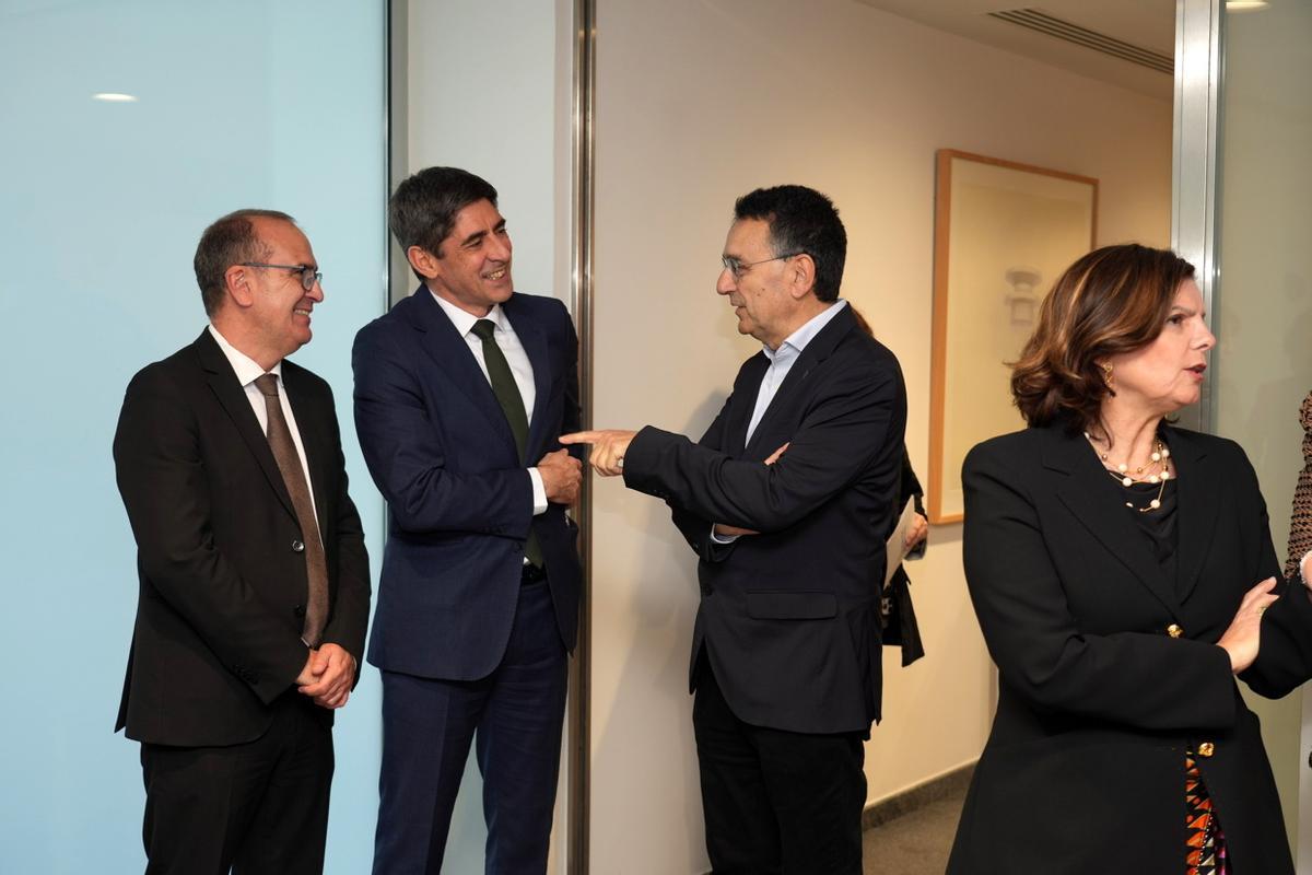 La UJI entrega a Mediterráneo la Distinción Extraordinaria