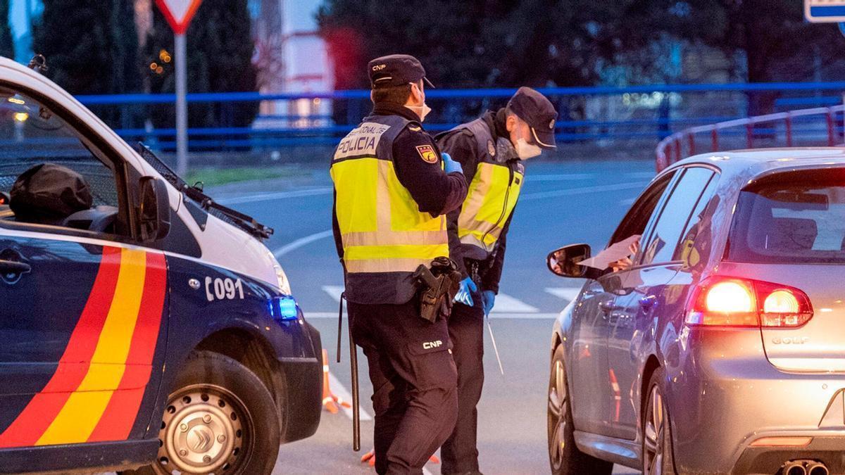 Aviso a los conductores que ya reciben las multas de la nueva señal R-120 que va a provocar la "ruina de miles de familias"