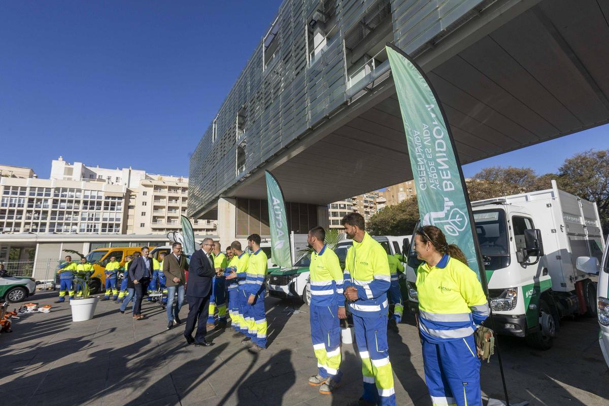 Benidorm presenta un nuevo servicio de conservación y limpieza de zonas verdes gestionado por Actúa