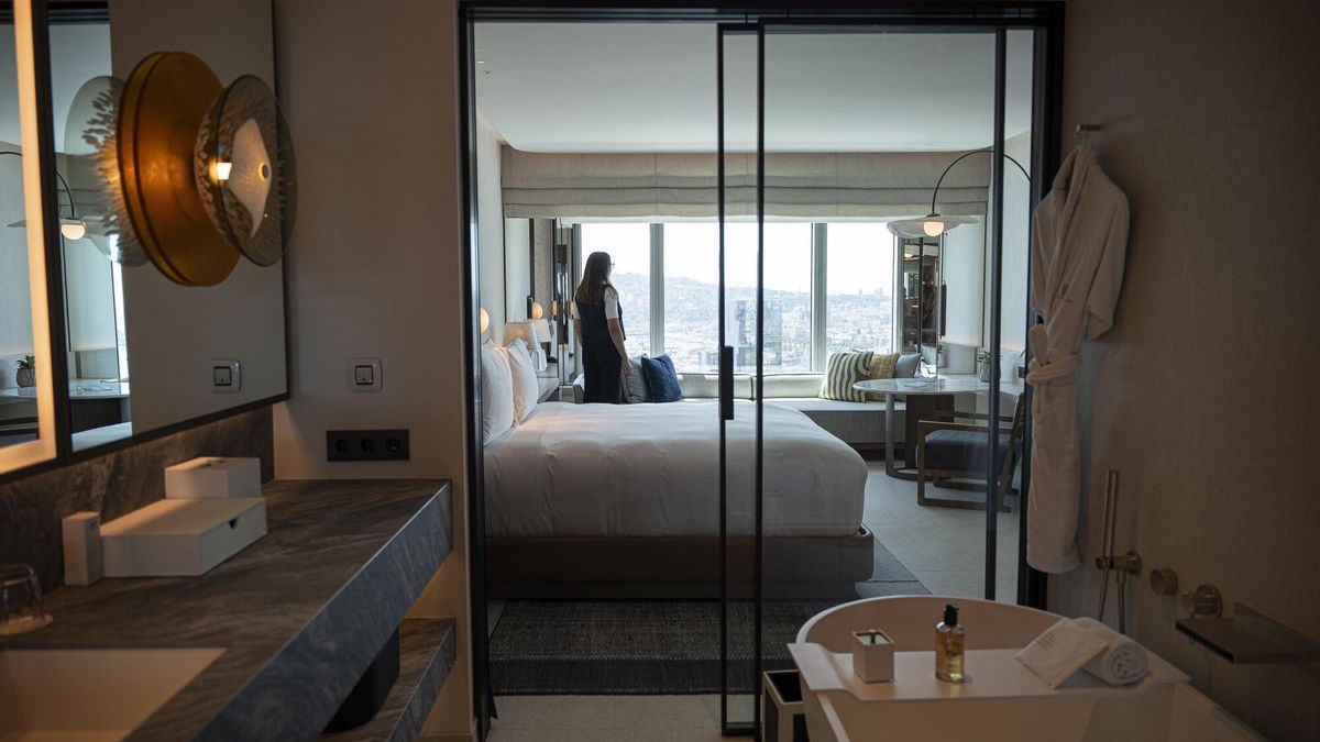 El Arts estrena 432 habitaciones de lujo y aborda nueva fase obras: así es la renovación hotelera más cara de Barcelona