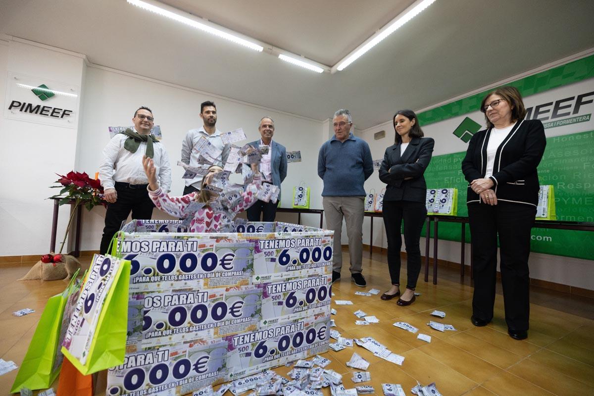 Galería: Los 6.000 euros de la Pimeef para gastar en compras ya tienen dueña