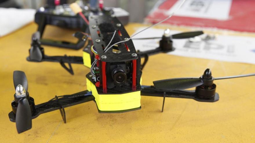La Cámara de Gijón apuesta por  la formación en pilotaje de drones