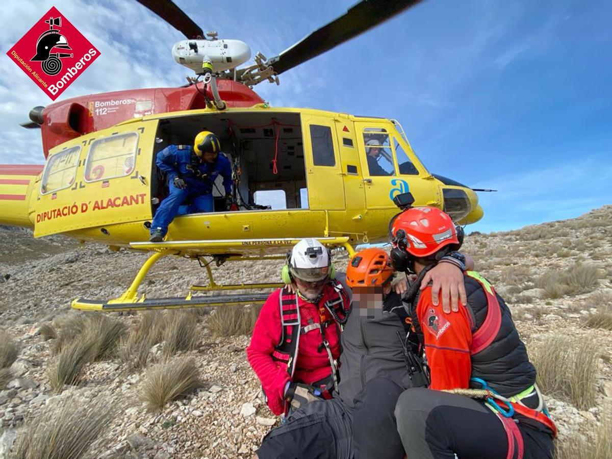 Rescatan a un senderista herido en el Monte Ponoig en Polop