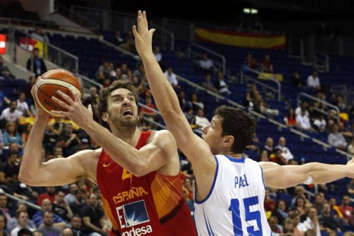 Imágenes del partido entre Islandia y España en la cuarta jornada del Eurobasket