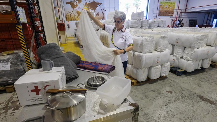 Cruz Roja envía ayuda humanitaria a Sudán desde el Puerto de Las Palmas