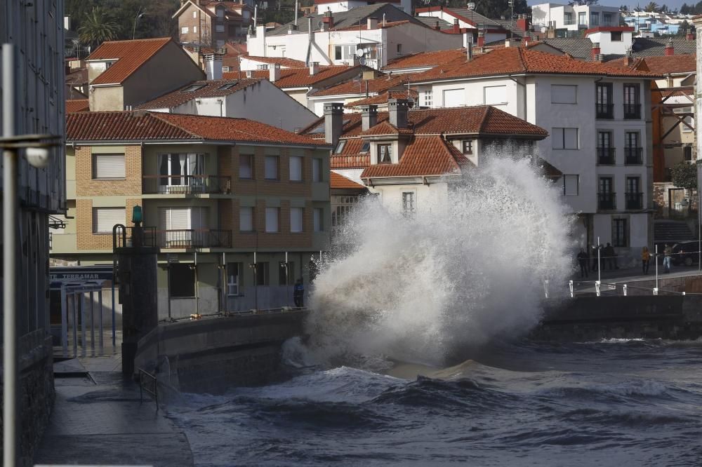 El temporal deja huella en la costa gozoniega