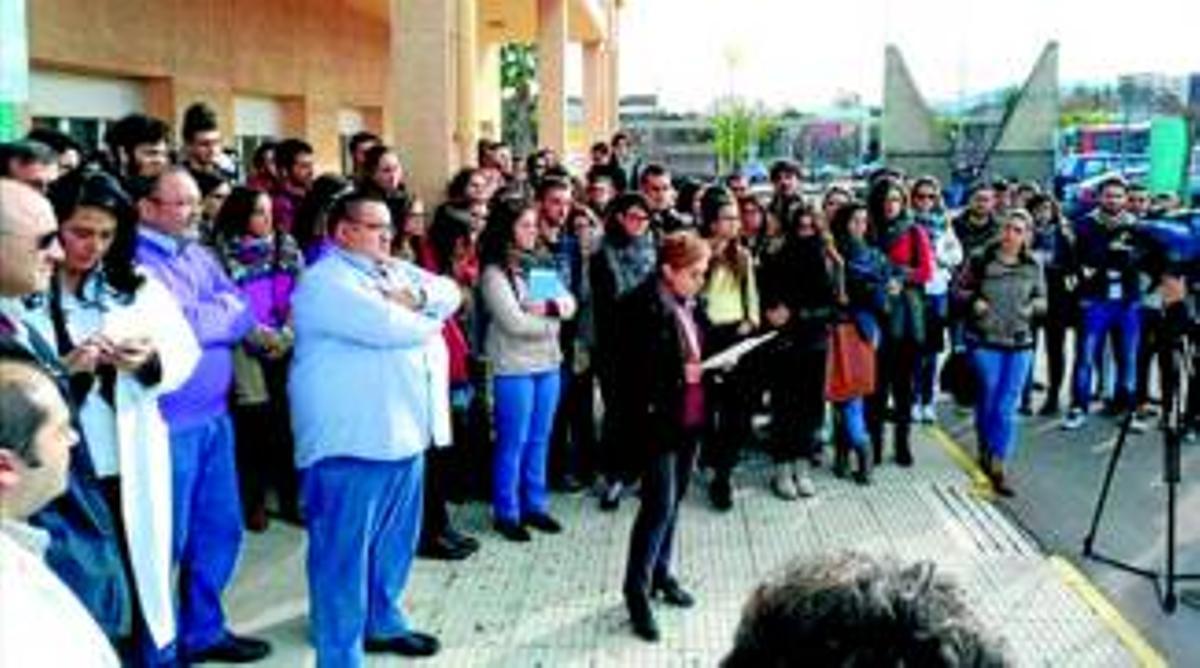 Alumnos y docentes de Veterinaria protestan contra la apertura de cinco nuevas facultades