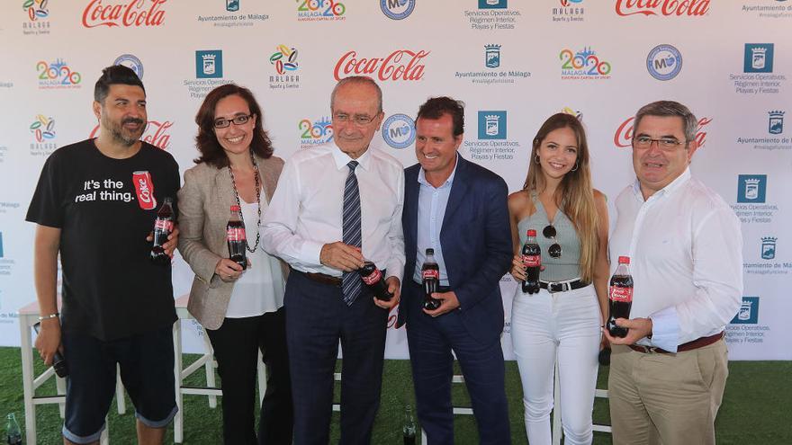 Tony Aguilar, Ana Gascón, De la Torre, Ana Mena y Alejadro García en la presentación del festival Cocal- Cola MusicExperience On The Beach