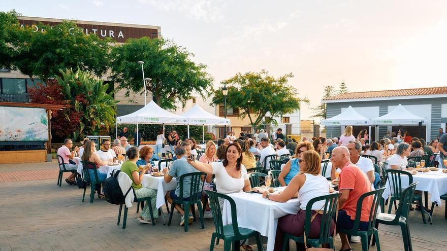 ‘Moya al Amanecer’ llena de música, teatro y gastronomía el casco histórico de la Villa de Moya