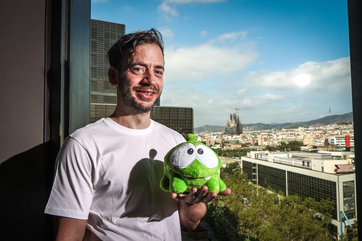 Netflix llança el seu primer videojoc fet a Barcelona: la plataforma tindrà una edició exclusiva de ‘Cut the Rope’