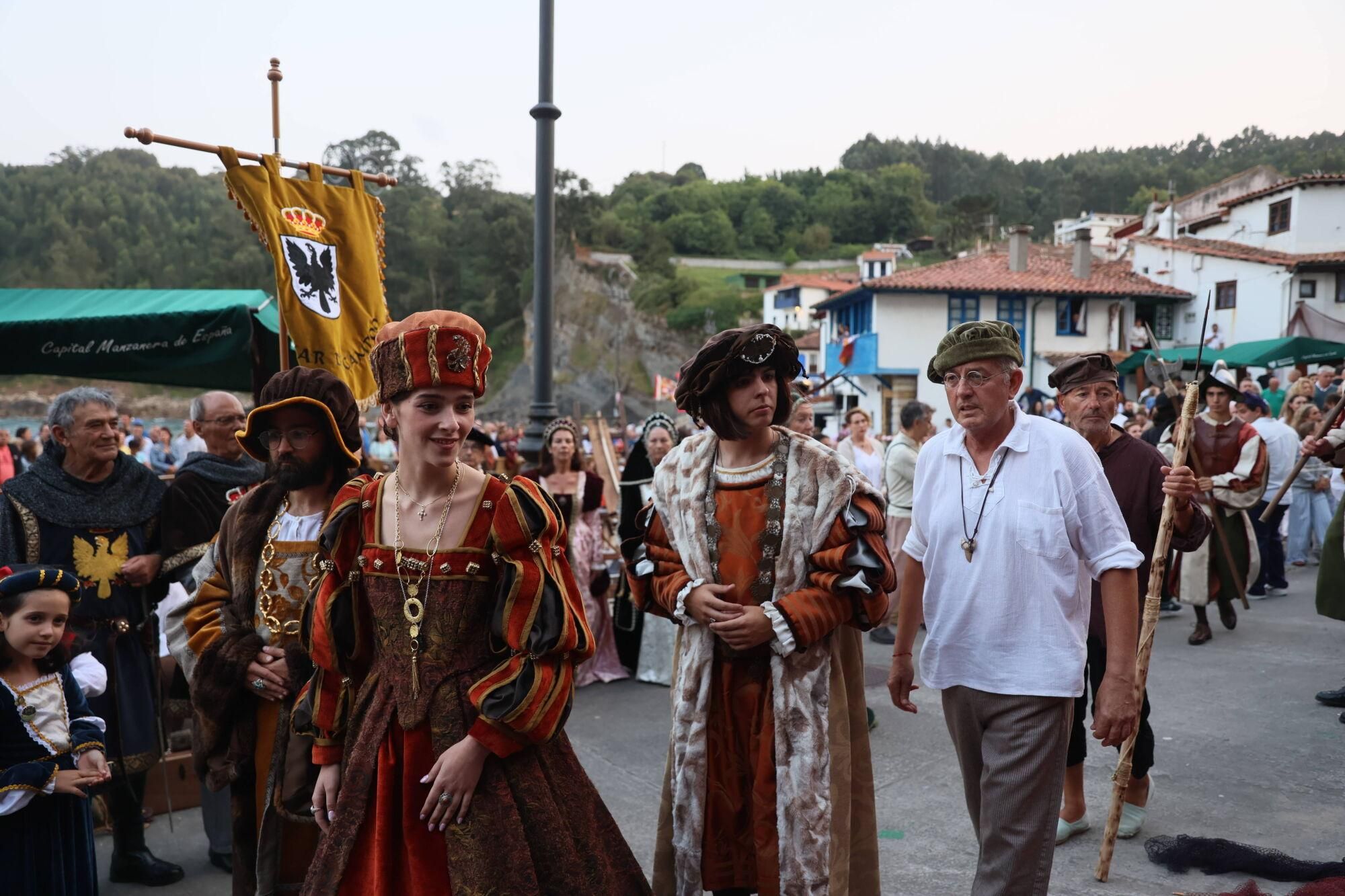 Carlos V siempre desembarca en Tazones