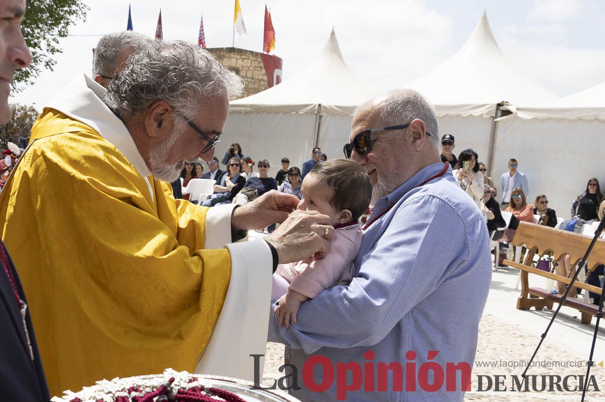 Fiestas de Caravaca | Imposición de cruces a los nuevos hermanos cofrades de la Vera Cruz