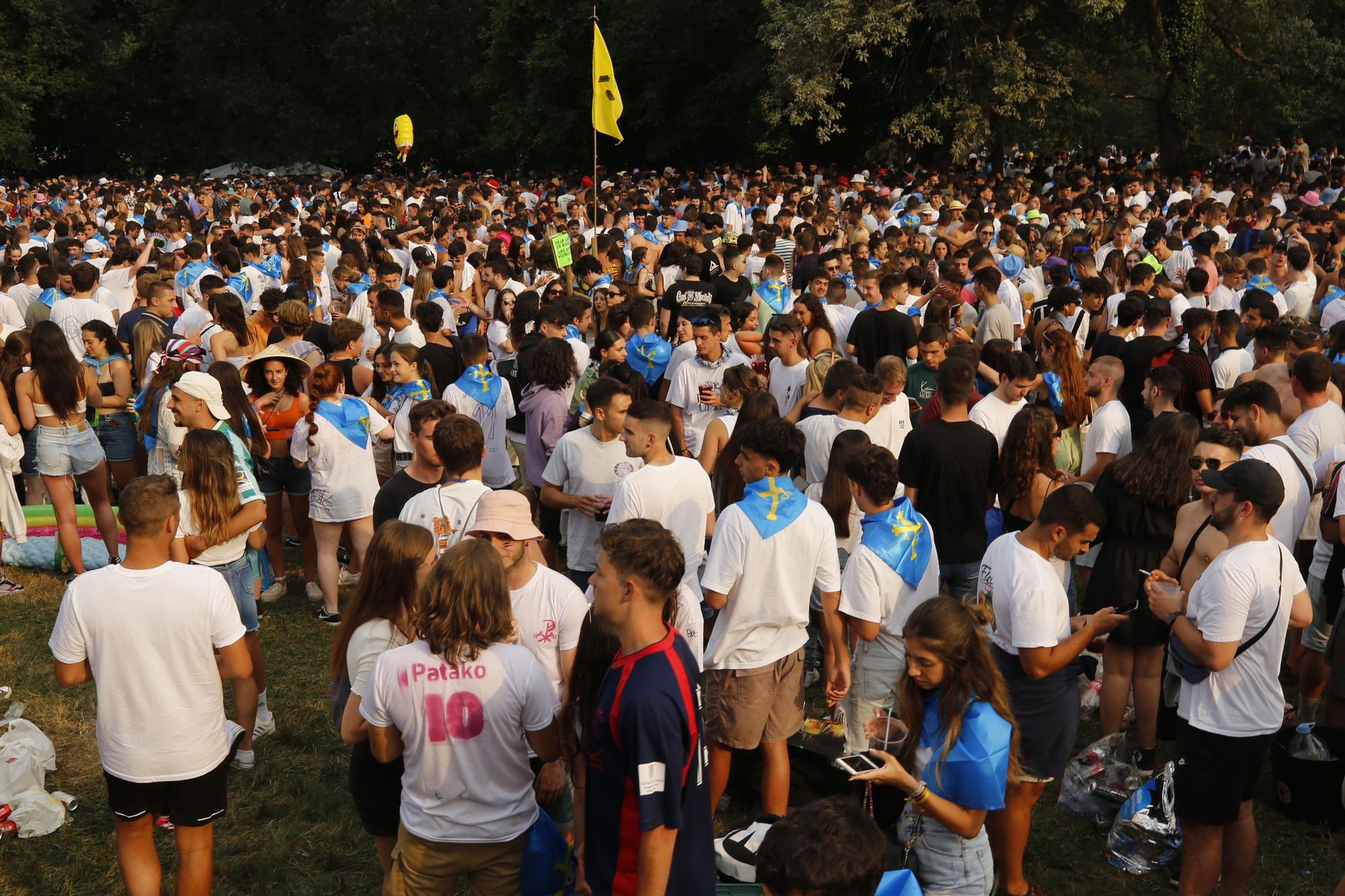 En imágenes: Así arranca El Carmín 2022, el más esperado en la capital sierense