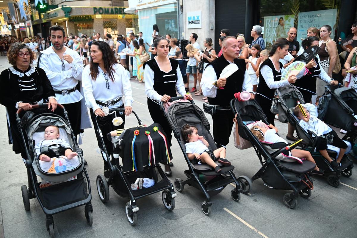 La Entrada infantil de los Moros y Cristianos de Elche 2026, en imágenes La Entrada infantil de los Moros y Cristianos de Elche 2026, en imágenes