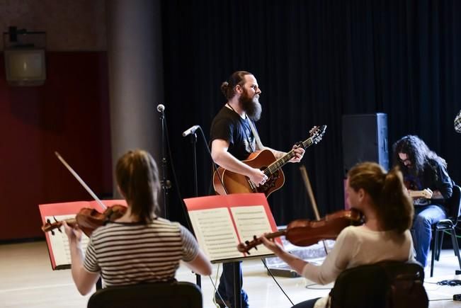 Ensayo de RED Beard con orquesta de cuerda en el ...