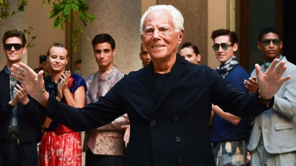 lmmarco48676567 italian fashion designer giorgio armani acknowledges applaus190618134859