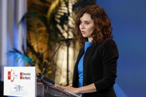 Ayuso contraataca i promet un incentiu fiscal que contraresti l’impost de solidaritat de Sánchez