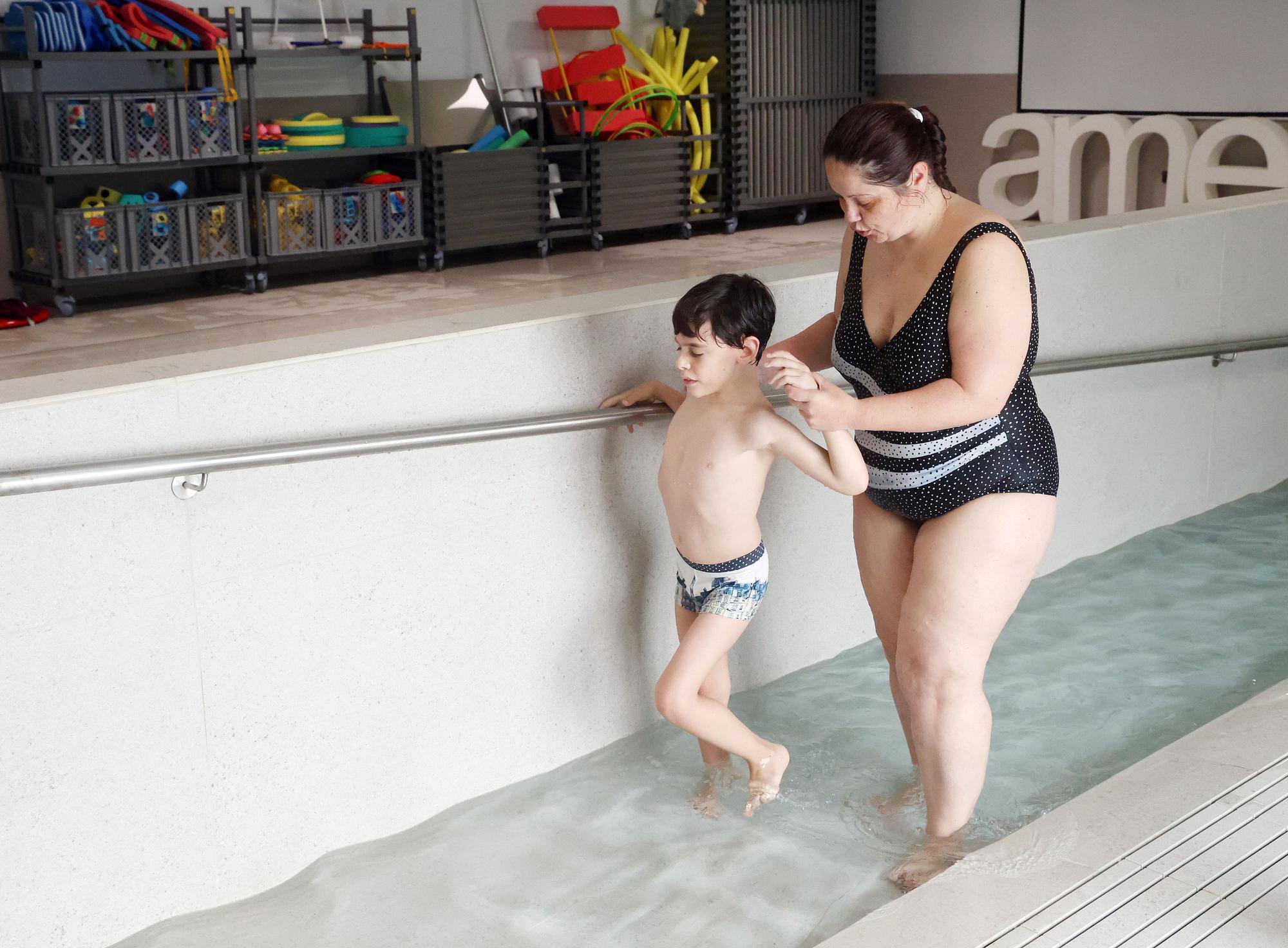 Una terapia tan única como beneficiosa: así es la piscina multisensorial de Amencer-Aspace en Vigo