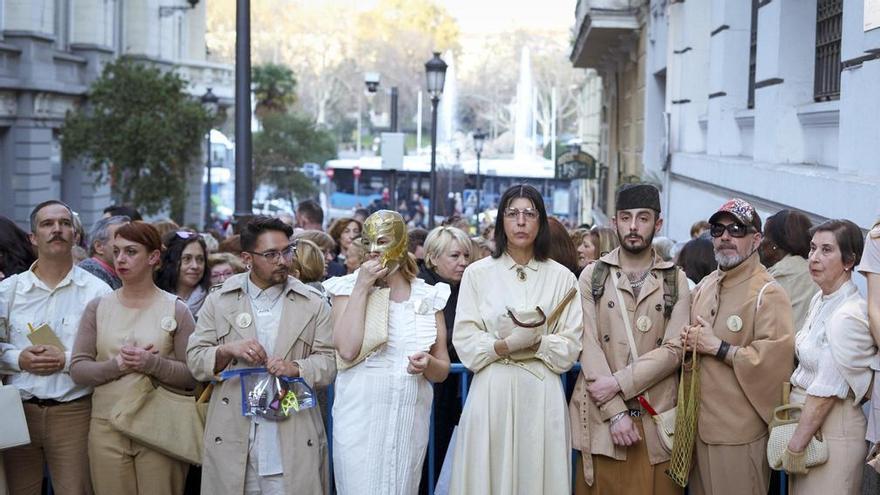 Miss Beige: 