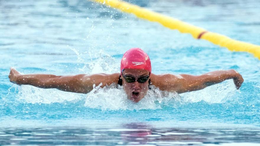 Mireia Belmonte se cuelga el oro.