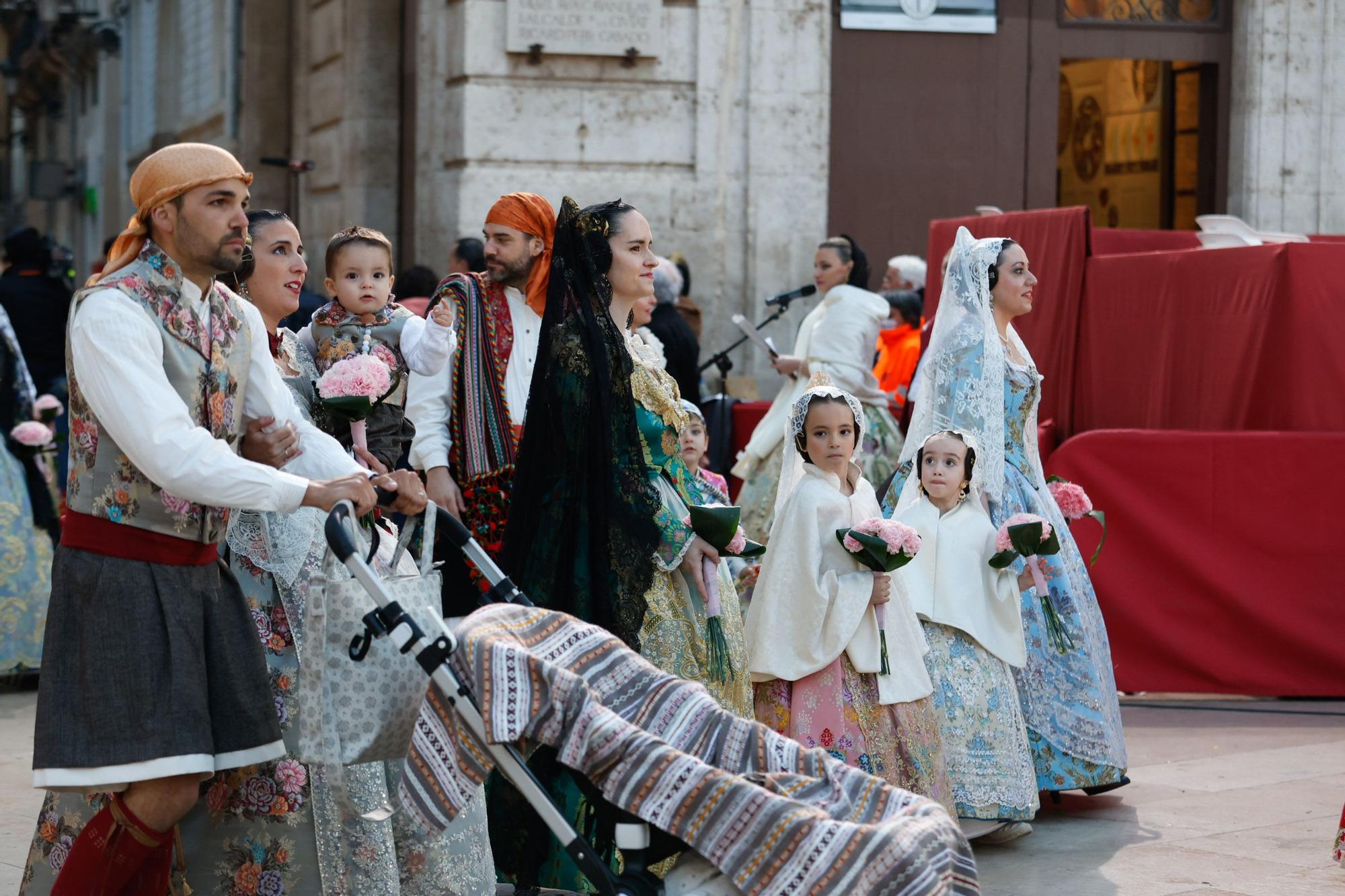 Búscate en el primer día de la Ofrenda en la calle San Vicente entre las 18:00 y las 19:00