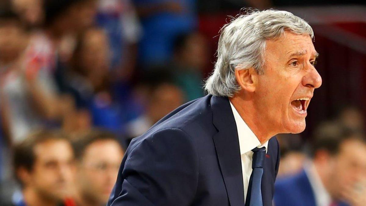 Pesic durnate el partido ante el Efes en Turquía