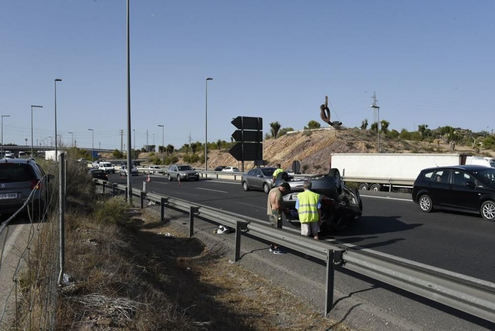 Cuatro heridos en un accidente en la A7